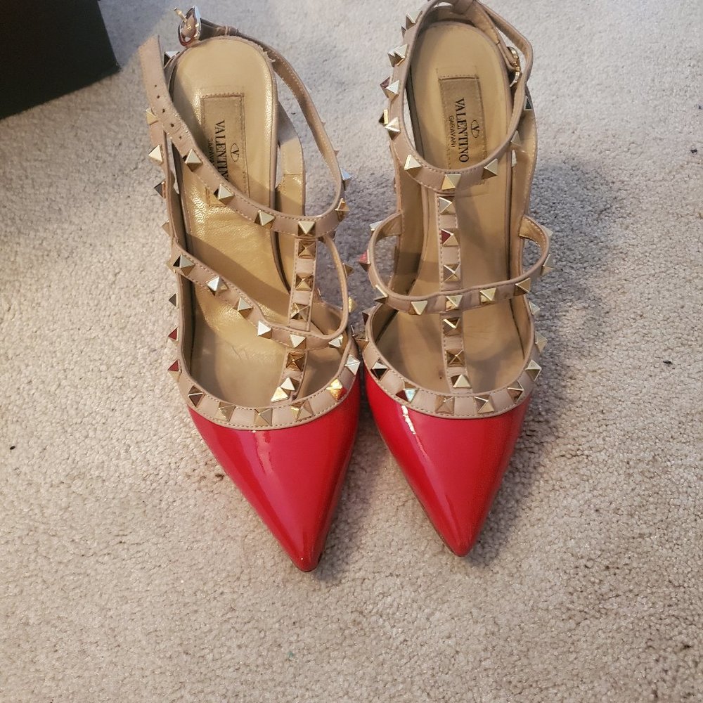Red Valentino Rockstuds